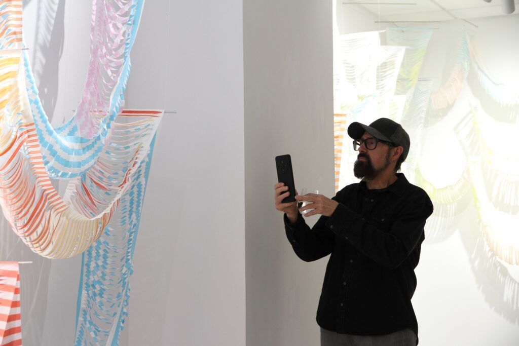 inauguración de exposición textil