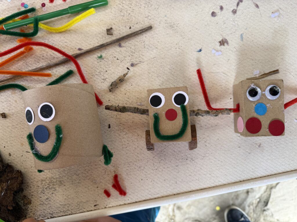 robot de cartón